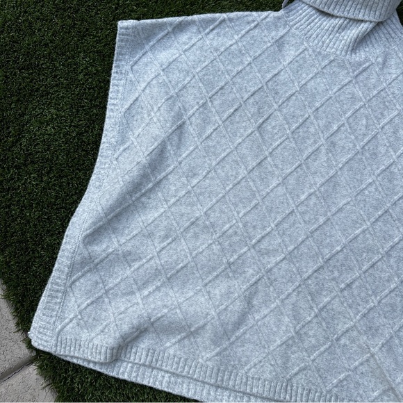 LOFT turtleneck poncho - Picture 4 of 8